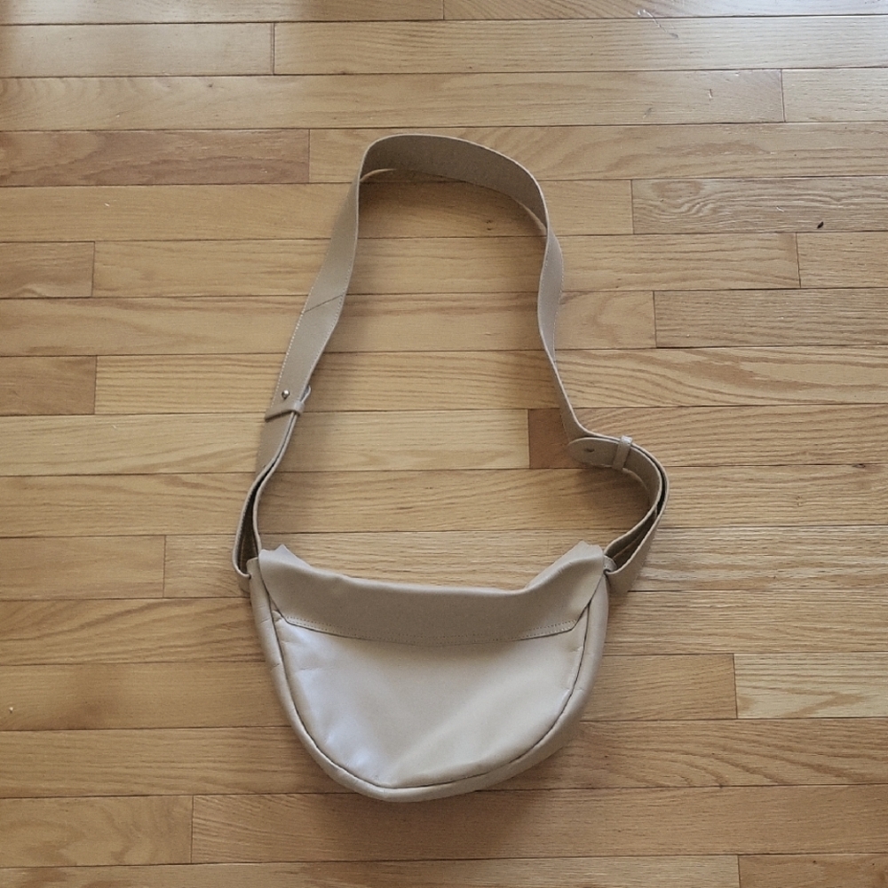 Like New Zara Tan Beige Leather Crossbody Bag